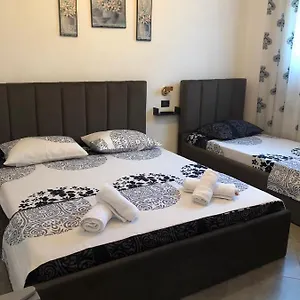Fati Gasthof Durrës